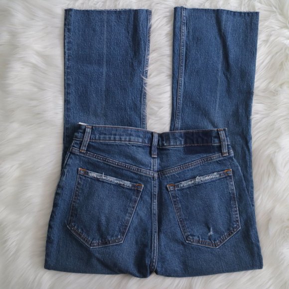 NEW Abercombie & Fitch Ultra High Rise Kick Flare crop Jeans Sized 28 / 6R - Picture 10 of 11